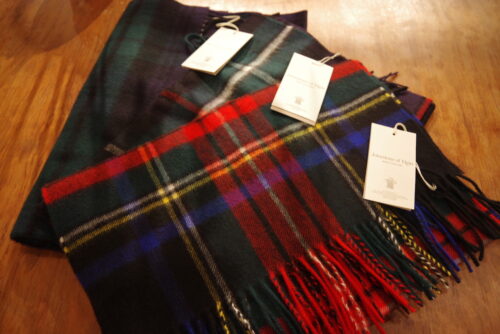 JOHNSTONS OF ELGIN…Cashmere Scarf.